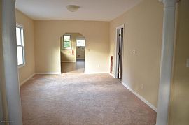  Updated 2/3 Bedroom, 2 Bathroom Home. Newer Carpets,  in Toms River, NJ (Photo 5 of 7)