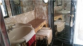 Beautiful Diamond Bar Pool Home. Spanish Style in Diamond Bar, CA (Photo 7 of 9)