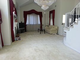 Luxury Executive Detached Home in Upland (4b / 3.5b) in Upland, CA (Photo 4 of 12)