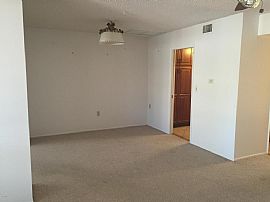 Spacious 3 Bedroom Home in Age Restricted Community. in Sun City, AZ (Photo 5 of 7)