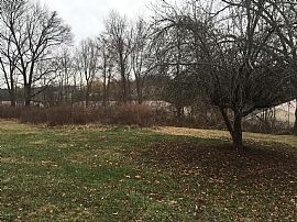 3 Bedroom, Recently Renovated, Utilities Included in Branford, CT (Photo 2 of 7)