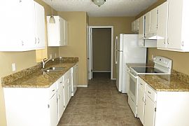 Upgraded 2 Bedroom 2 Bath Home This Home Is Pet Friendly in Norman, OK (Photo 4 of 7)
