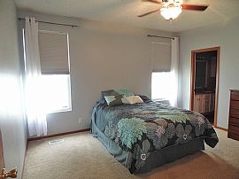 Beautifully Remodeled 3 Beds 3 Baths 2,304 Sqft Open Floor Plan in Omaha, NE (Photo 4 of 9)