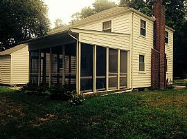 Refurbished 3 Bed Colonial Near High School.Redone Hardwoods in Barrington, RI (Photo 2 of 7)