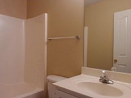 3 Bed, 2.5 Bath in Antioch, TN (Photo 5 of 7)