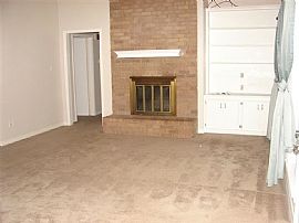 Great Location in South Tyler. Close to Shopping, Restaurants in Tyler, TX (Photo 3 of 5)