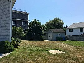 Beautiful 3bedroom House in Middletown, RI (Photo 6 of 7)