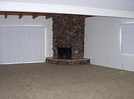 3bedroom Home For Rent Near Narrot Street in Torrance, CA (Photo 3 of 7)