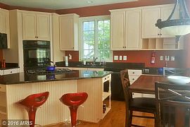 2 Bedroom Home Near Gainesville, Va  in Manassas, VA (Photo 6 of 12)