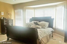 2 Bedroom Home Near Gainesville, Va  in Manassas, VA (Photo 8 of 12)