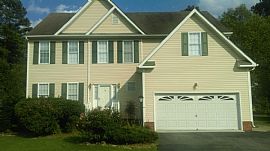 Gorgeous House Empty, Ready to Move Immediatelyl in Chester, VA