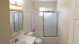 4 Bed, 1938 Sqft, $1,050 in Sandy, UT (Photo 11 of 12)