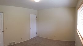 4 Bed, 1938 Sqft, $1,050 in Sandy, UT (Photo 8 of 12)