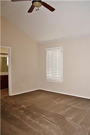 3 Bed, 2.0 Bath, 1654 Sqft, $950 in El Paso, TX (Photo 4 of 12)