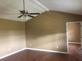 101 Scarlet Ln Arab, Al 35016 in Acmar, AL (Photo 3 of 9)