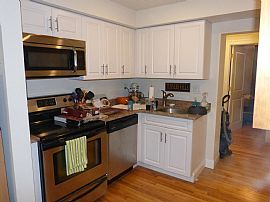 240 Edwards St #1 New Haven, Ct 06511 in New Haven, CT (Photo 7 of 7)