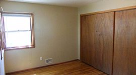 Spacious 3 Plus Bedroom Home with 2 Baths in Sioux Falls, SD (Photo 5 of 12)
