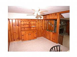 3 Bedroom 1 1/2 Bath Ranch House in New Neighborhood in Warwick, RI (Photo 4 of 9)