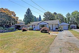  3 Bedroom, 1 Bath Rambler with Great Floor Plan  in Seattle, WA