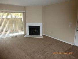 Immaculate 1 Bedroom Condo in The Villa Bonita Complex in San Diego, CA (Photo 2 of 3)