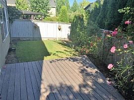 3 Bedroom Home with Dramatic Vaulted Ceiling in Hillsboro, OR (Photo 10 of 10)