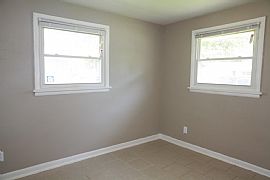 Low Maintenance All Brick Exterior 3 Bedroom Home in Dayton, OH (Photo 4 of 11)