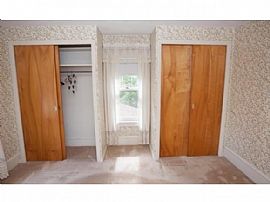 3 Bed, 2168 Sqft, $1,250 in Bedford, NH (Photo 7 of 10)