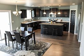  Home Details For 738 30th Ter E in West Fargo, ND (Photo 4 of 12)