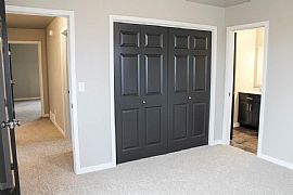  Home Details For 738 30th Ter E in West Fargo, ND (Photo 6 of 12)