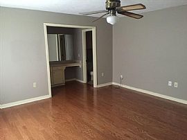 209 Creekline Drive - Madison in Madison, MS (Photo 4 of 12)