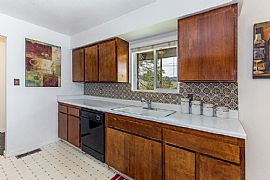 Beautiful, Private and Quiet Home Available in South Reno in Reno, NV (Photo 4 of 7)