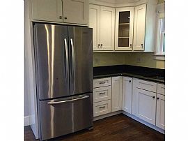 Immaculate Home! 4 Bedrooms, 2 Full Baths, Refinished Hardwoods in Middletown, RI (Photo 5 of 7)