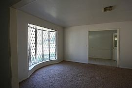 This Wonderful 3 Bedrooms, 2baths House Has a Open Floor Plan in Houston, TX (Photo 4 of 12)