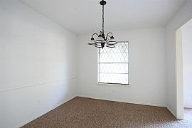 This Wonderful 3 Bedrooms, 2baths House Has a Open Floor Plan in Houston, TX (Photo 5 of 12)