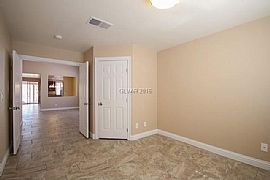  Be Prepared to Fall in Love with Everything in This Home in Las Vegas, NV (Photo 8 of 8)