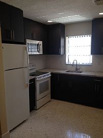1012 Sw 4th Ave Apt 4, Miami, Fl 33130. in Miami, FL (Photo 2 of 7)