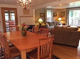 Beautiful, Furnished Year-Round Prouts Landing Neighborhood in Scarborough, ME (Photo 3 of 9)