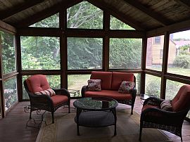 Beautiful, Furnished Year-Round Prouts Landing Neighborhood in Scarborough, ME (Photo 4 of 9)