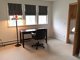 Beautiful, Furnished Year-Round Prouts Landing Neighborhood in Scarborough, ME (Photo 7 of 9)