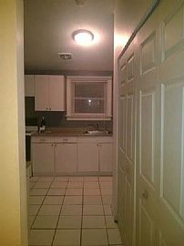 Beautiful 3 Bed Home in Middletown, CT (Photo 3 of 6)