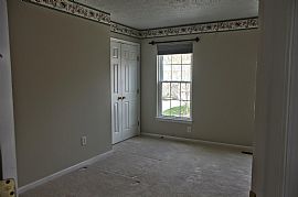 $1850 / 5br ? 3.5 Bdrm Single Family Home For Rent in Ellicott City, MD (Photo 4 of 11)