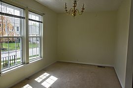 $1850 / 5br ? 3.5 Bdrm Single Family Home For Rent in Ellicott City, MD (Photo 5 of 11)