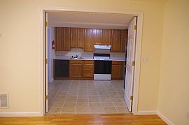 $1850 / 5br ? 3.5 Bdrm Single Family Home For Rent in Ellicott City, MD (Photo 9 of 11)