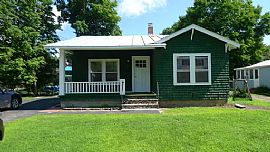 Charming Two Bedroom Home in Windsor in Windsor, VT (Photo 3 of 5)