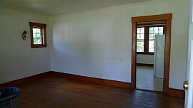 Charming Two Bedroom Home in Windsor in Windsor, VT (Photo 4 of 5)