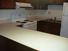 800 Sq. Ft. - Harbor Ridge Apartments in Traverse City, MI (Photo 7 of 9)