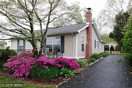 Wonderful Cottage with Charming  in Crownsville, MD