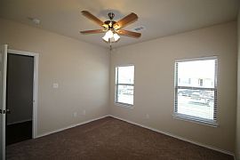 Wonderful Cottage with Charming  in Crownsville, MD (Photo 2 of 9)