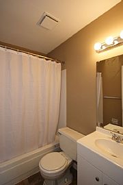 This Three Bedroom, One and a Half Bath Has Tremendous Potentia in Florissant, MO (Photo 8 of 10)