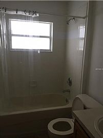 Beautiful 3 Bedrooms and 2 Baths Home Available  in Lakeland, FL (Photo 6 of 8)